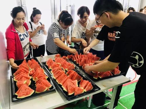 值班晚餐吃瓜群众,吃瓜群众的欢乐时光