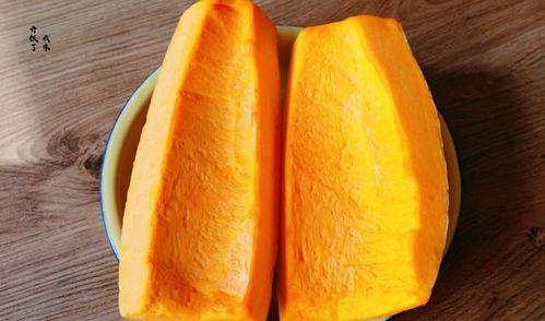 小鱼糯糯吃瓜,揭秘娱乐圈幕后故事